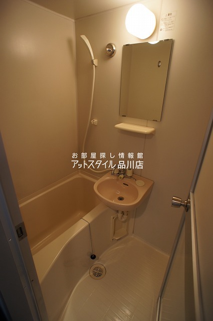 バス・シャワールーム　バス
