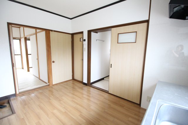 セジュールPART1の居間写真