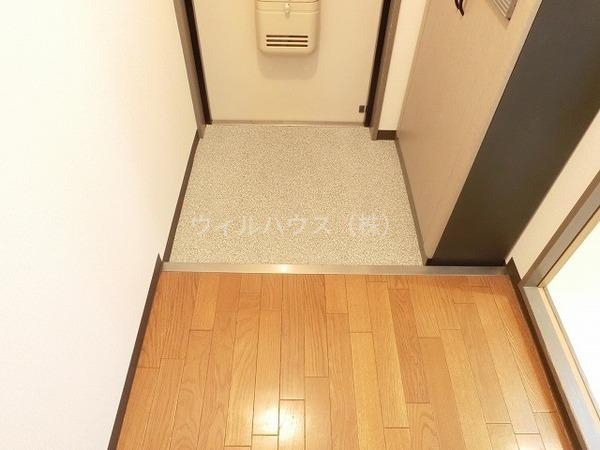 玄関　シューズボックスあり！