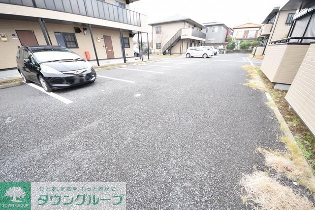 駐車場　敷地内駐車場
