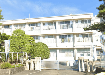 中学校　藤枝市立青島中学校（中学校）まで984m
