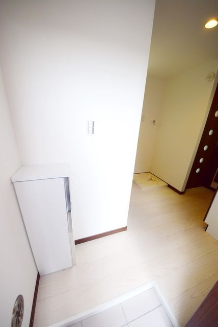 クレセール横浜の玄関写真