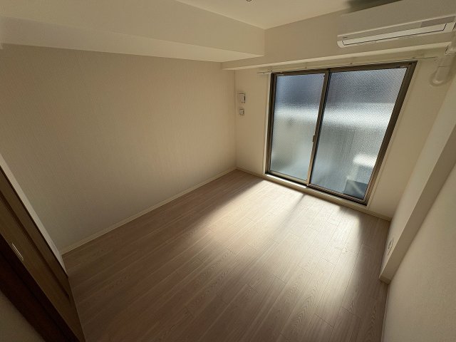 居室・リビング　居間です