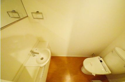 トイレ　写真は同タイプ住居です。