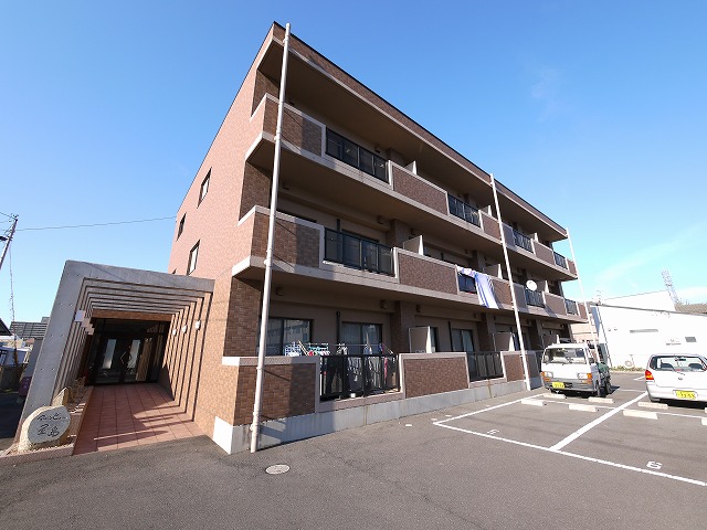 アーバンビュー屋島の外観写真
