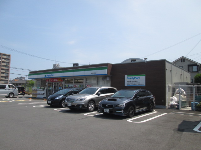 コンビニ　ファミリーマート四條畷中野店（コンビニ）まで398m