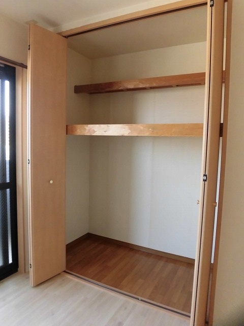 収納　洋室のクローゼット