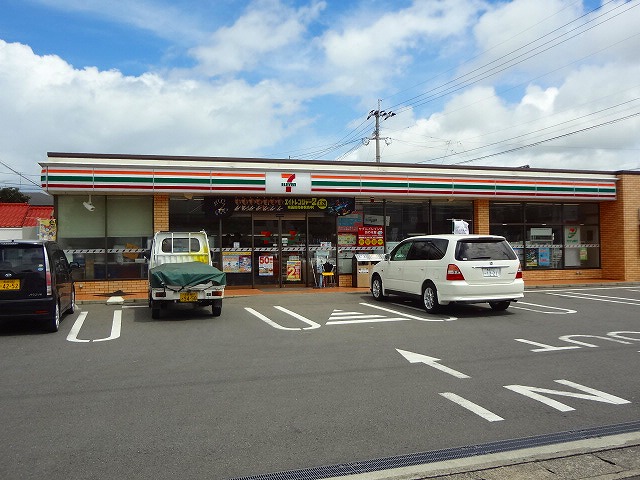 コンビニ　セブンイレブン大村植松3丁目店（コンビニ）まで890m