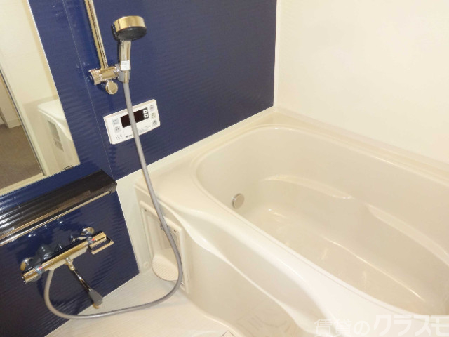 バス・シャワールーム　多機能なバスルームです♪