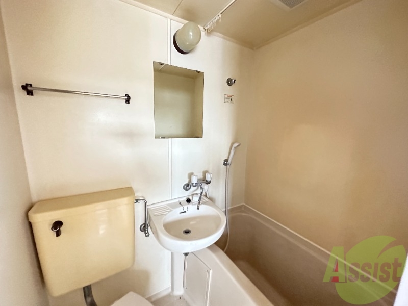 バス・シャワールーム