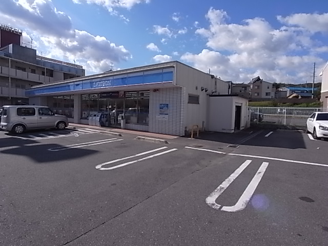 コンビニ　ローソン 生駒俵口町店（コンビニ）まで201m