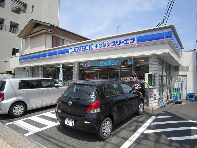 コンビニ　ローソン藤沢高倉店（コンビニ）まで530m