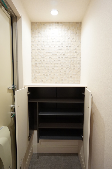 玄関　シューズボックス