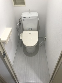 トイレ　トイレ