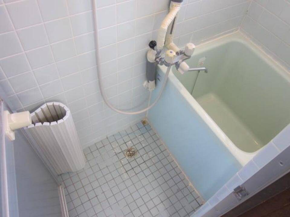 バス・シャワールーム　浴室