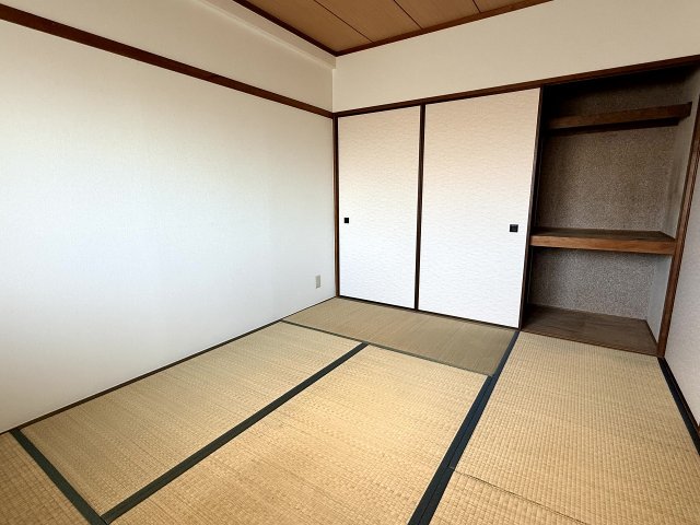 ビューハイツの居間写真
