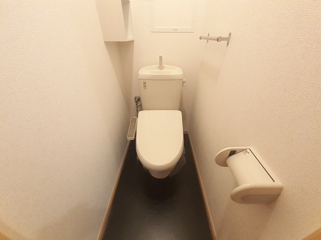 【富田林市若松町西のマンションのトイレ】