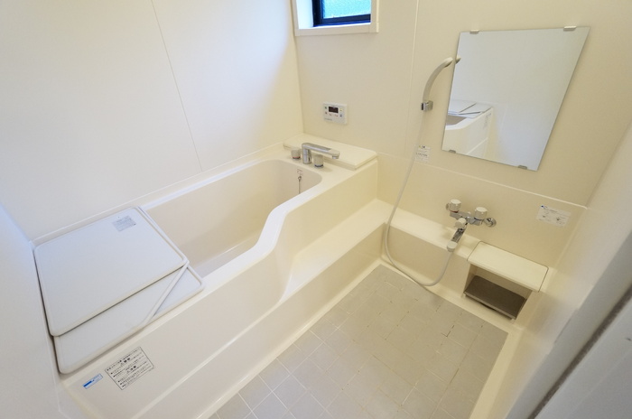 バス・シャワールーム　１坪風呂