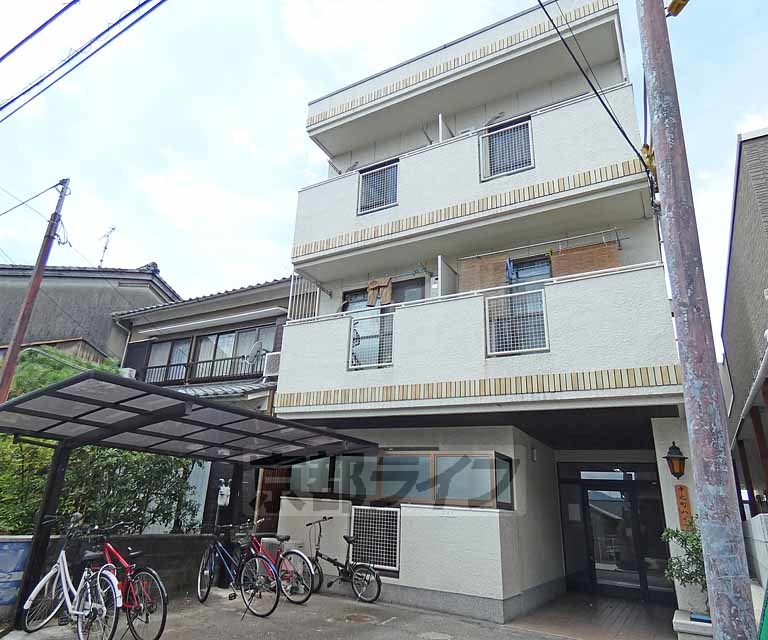 【京都市伏見区向島中之町のマンションの建物外観】