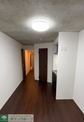 居室・リビング　※別号室参考写真