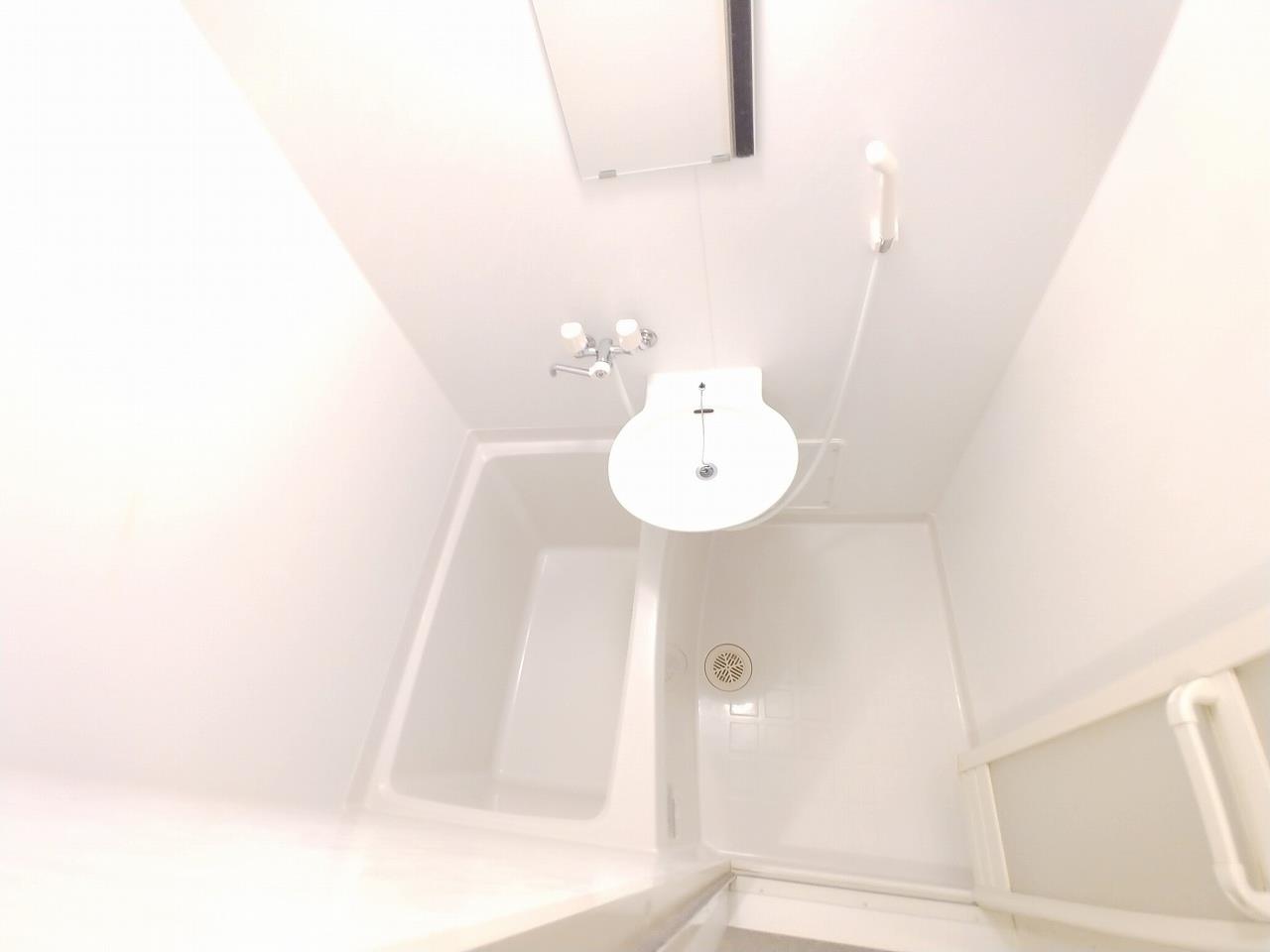 バス・シャワールーム　浴室乾燥機付き