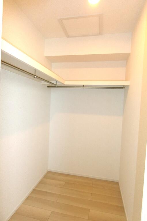 収納　類似物件の写真、配色に違いあり。