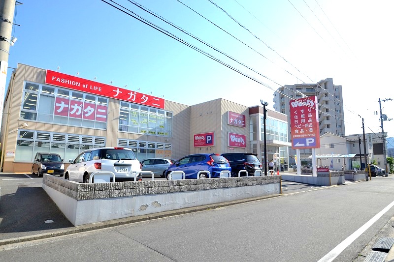 【広島市西区田方のマンションのドラックストア】