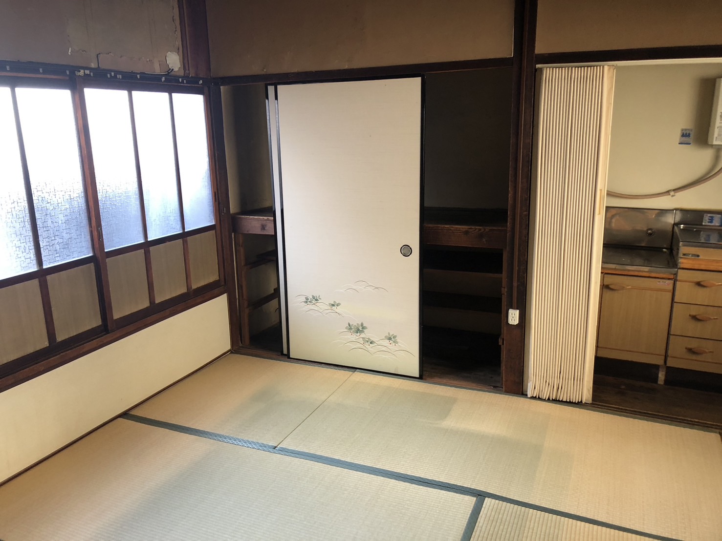 北白川久保田町貸家の居間写真