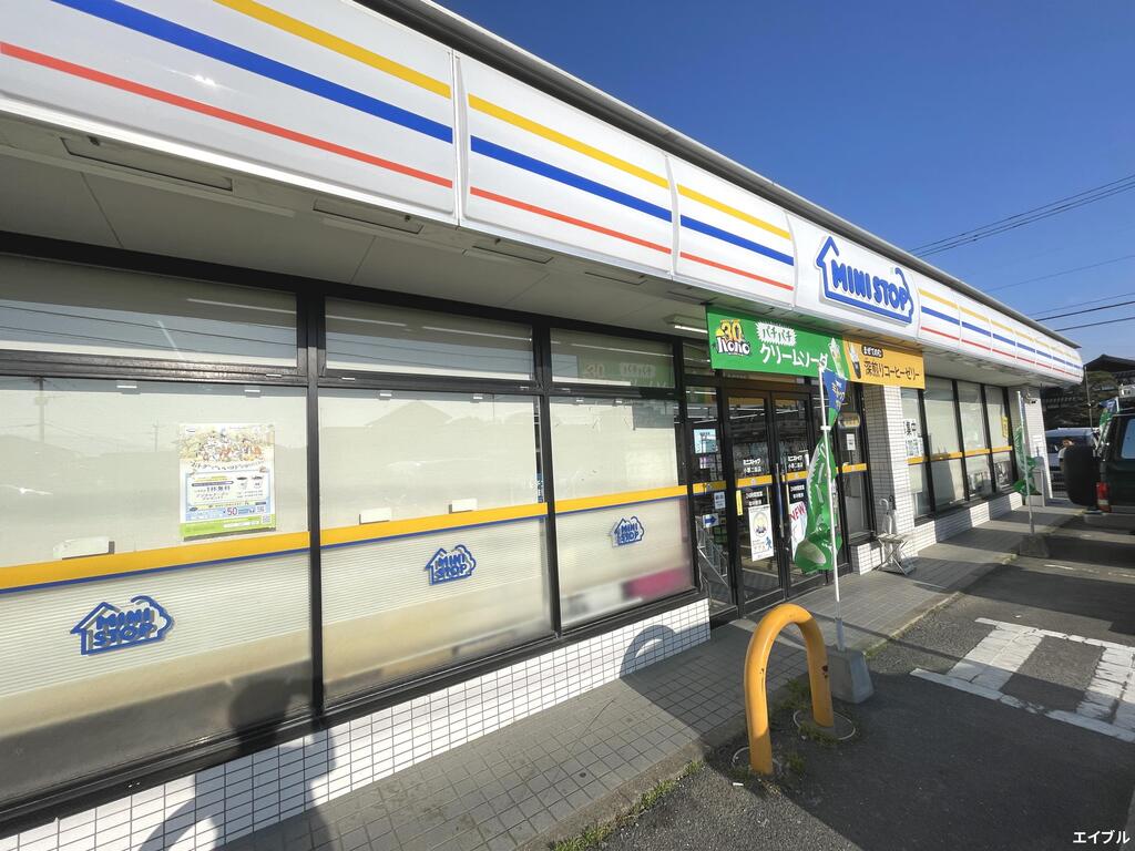 コンビニ　ミニストップ小郡二森店（コンビニ）まで1462m