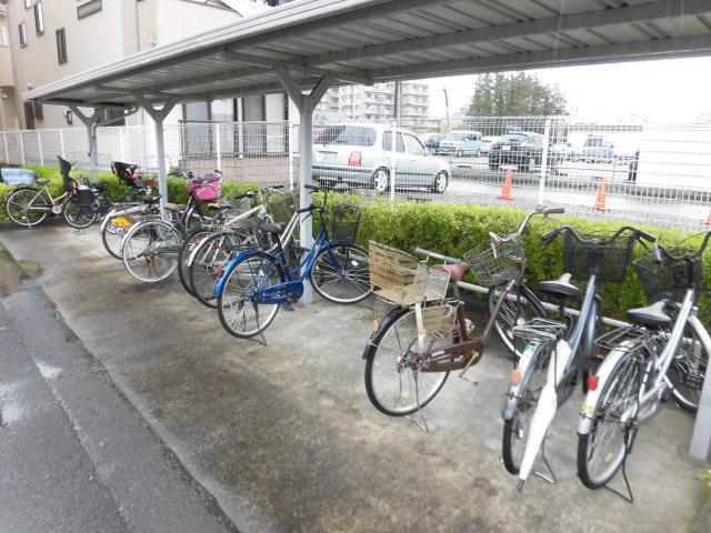 【さいたま市桜区南元宿のマンションの駐車場】