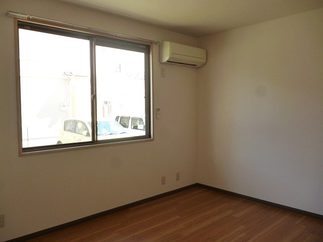 居室・リビング　別室参照