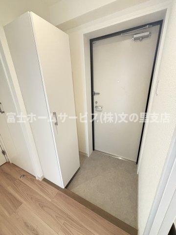 【大阪市阿倍野区松虫通のマンションの玄関】