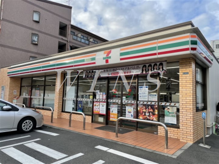 【川崎市多摩区西生田のマンションのコンビニ】