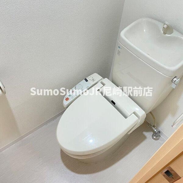 トイレ　ゆったりとした空間のトイレです