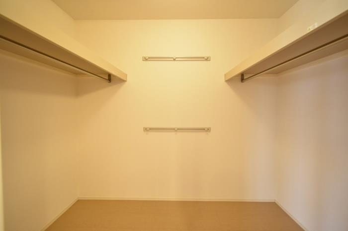 収納　ウォークインクローゼット