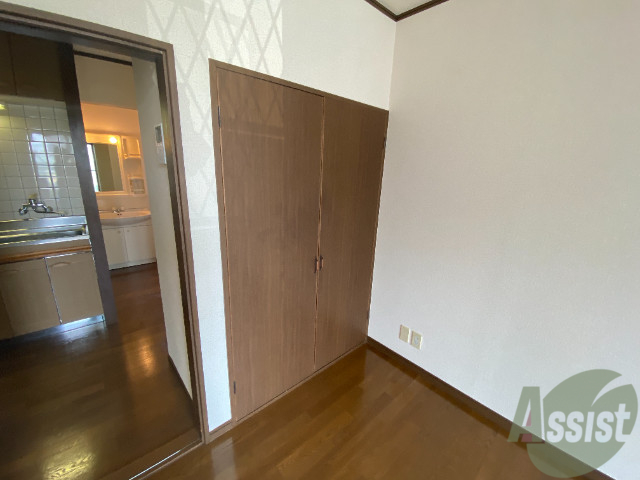 収納　こちら収納になっております。たくさん入りそうです。