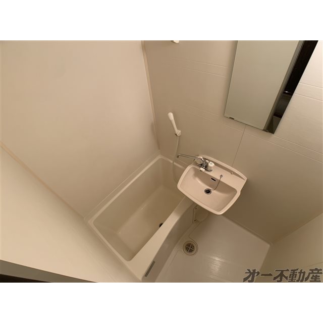 バス・シャワールーム　バス