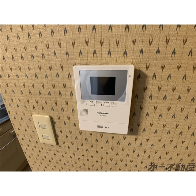 セキュリティ　モニター付きインターホン