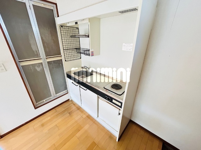 キッチン　電気コンロ付き