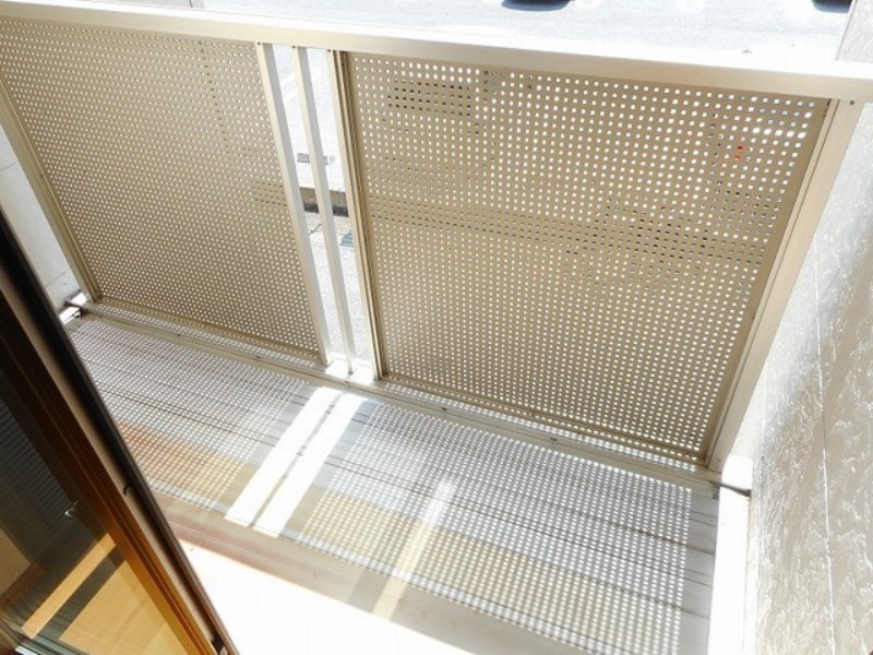 バルコニー　図面と現状に相違がある場合には現状を優先