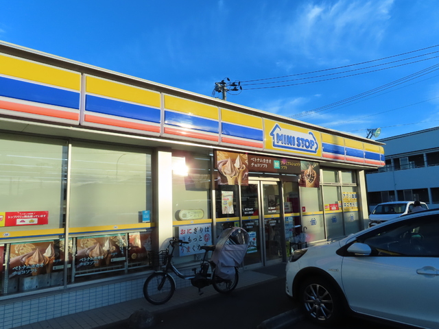 コンビニ　ミニストップ仙台上飯田店（コンビニ）まで900m