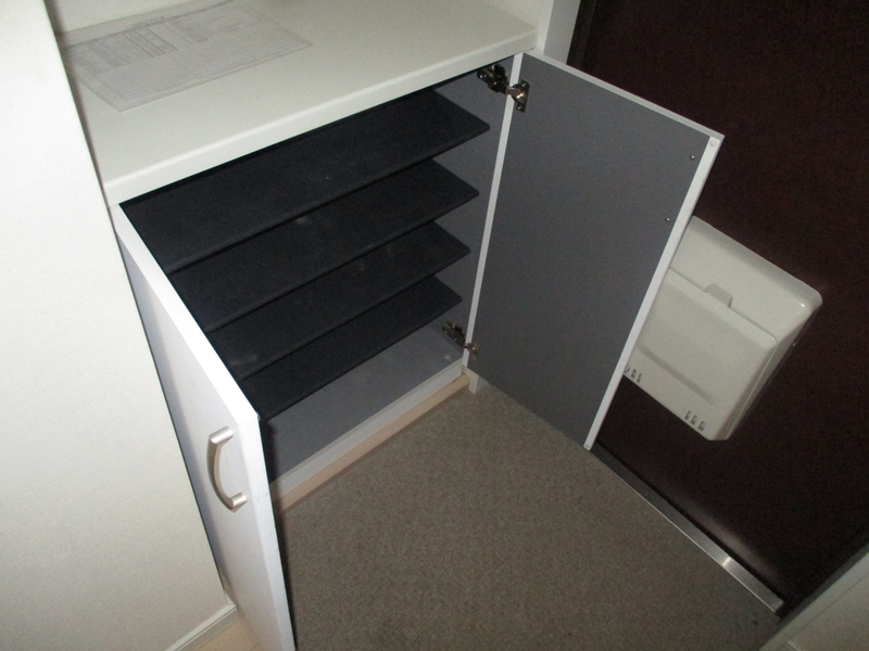 玄関　シューズボックス