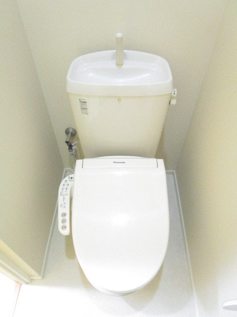 トイレ　シャワートイレ