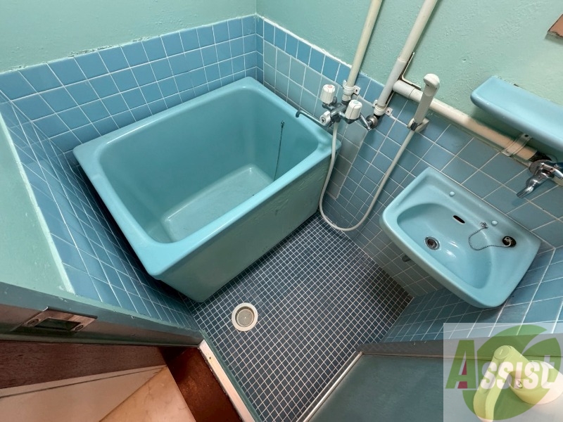 バス・シャワールーム　お風呂になります。一日の疲れを癒してくださいね。