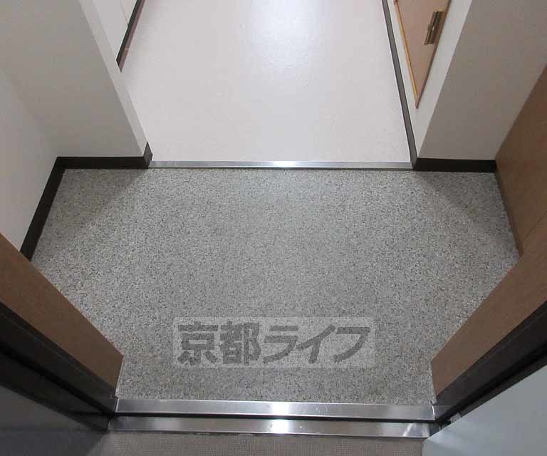 玄関　充分な広さの玄関です