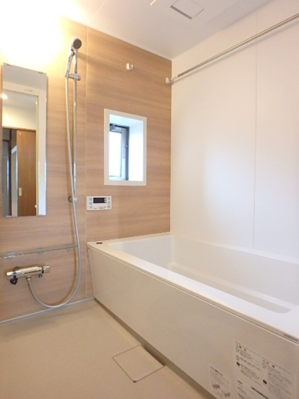 バス・シャワールーム　図面と現状に相違がある場合には現状を優先