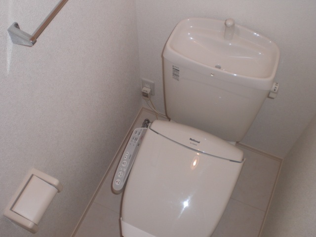 トイレ　別部屋参考画像