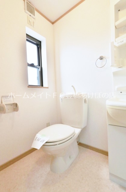 トイレ　同型別部屋写真（反転）