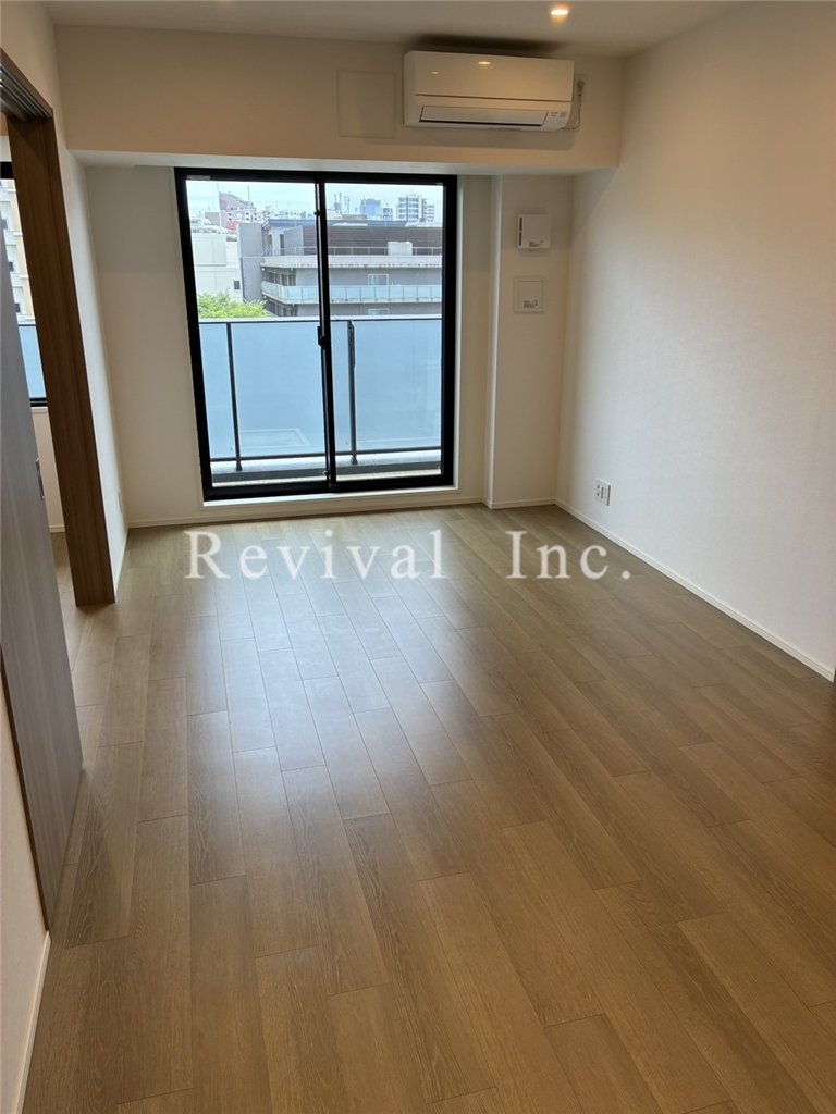 居室・リビング　ゆったりとしたリビングでございます