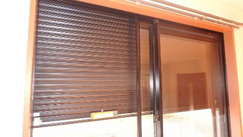 セキュリティ　シャッター雨戸で防犯も◎（イメージ）